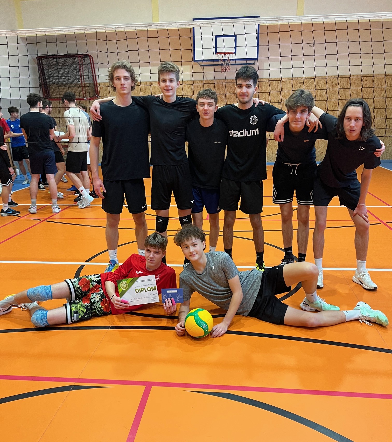 Okresné kolo žiakov a žiačok SŠ vo volejbale