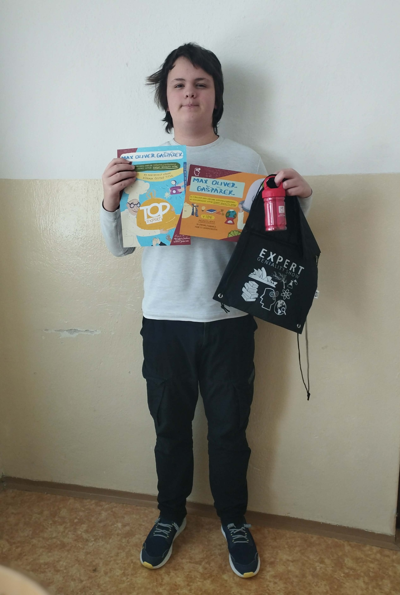 Expert geniality show